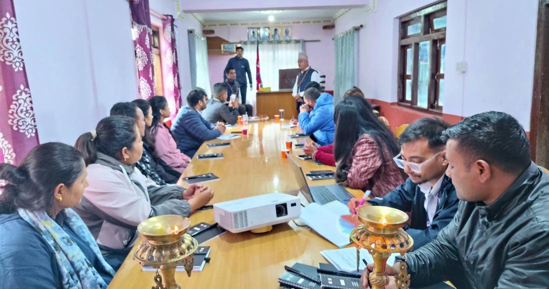 दोलखामा आयुर्वेद स्वास्थ्यकर्मीका लागि क्षमता अभिवृद्धि तालिम सुरु