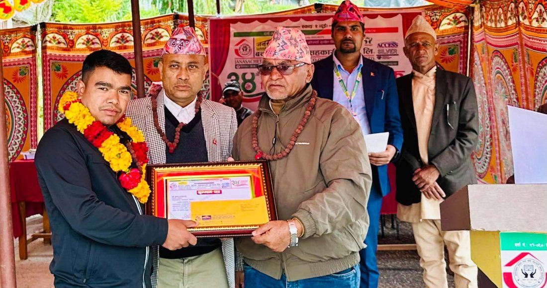 पत्रकार सुवास बस्नेत सम्मानित