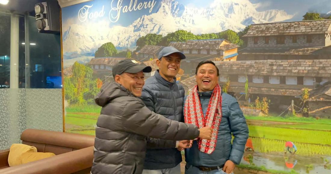 नेपाली कांग्रेस छाडेर बद्री खड्का नेकपामा प्रवेश