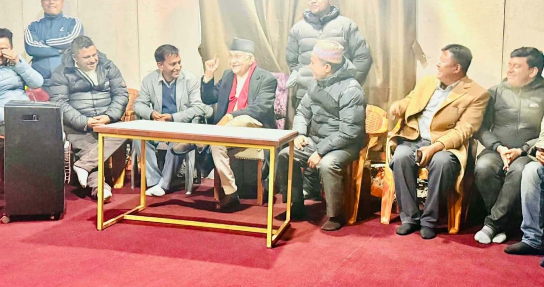 उम्मेदवार सिफारिस विवादमा बालकृष्ण शिवाकोटीलाई अध्यक्ष ओलीको साथ, ‘जिल्ला कमिटीले निर्णय होइन, नाम मात्रै पठाउने हो’