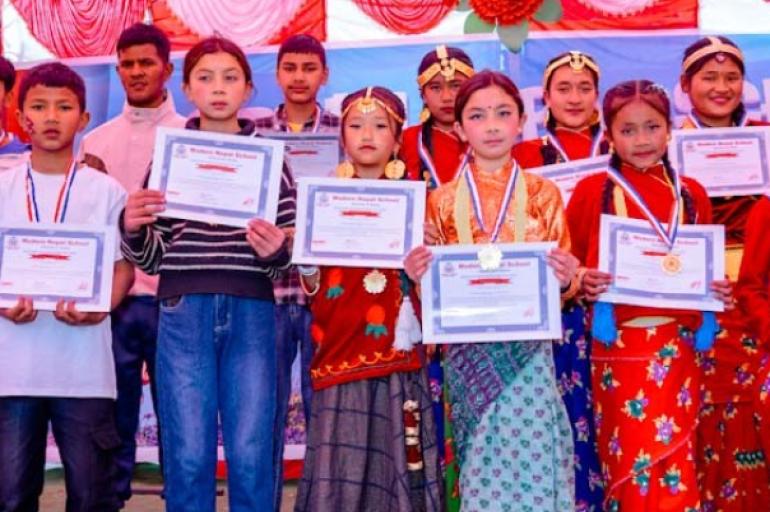 भीमेश्वरमा ‘मोर्डन नेपाल स्कुल एक्स्पो’: पढाइसँगै प्रतिभा र सिर्जनाको उत्सव